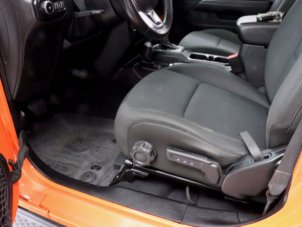 2019 Jeep Wrangler Unlimited Sahara 4WD