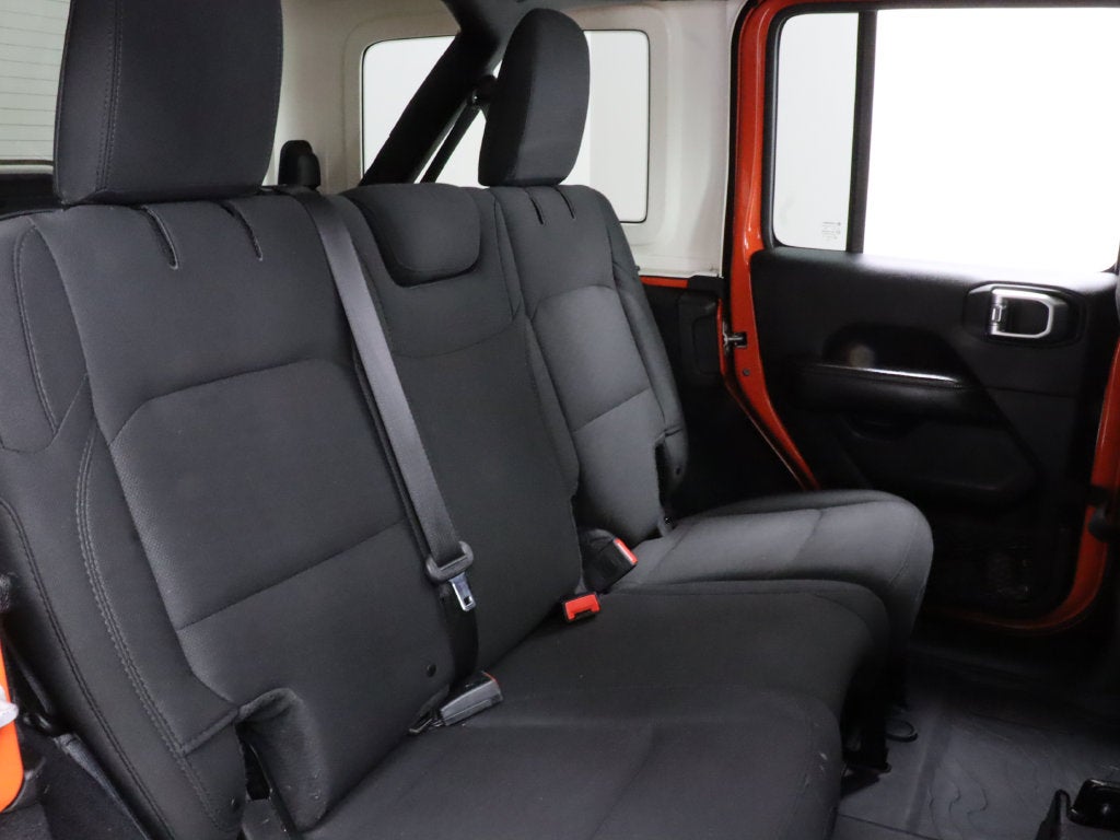 2019 Jeep Wrangler Unlimited Sahara 4WD