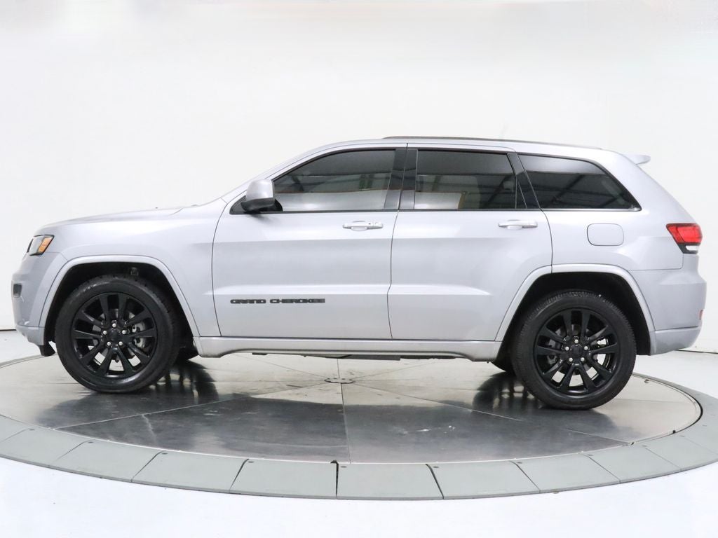 2020 Jeep Grand Cherokee Altitude Navigation