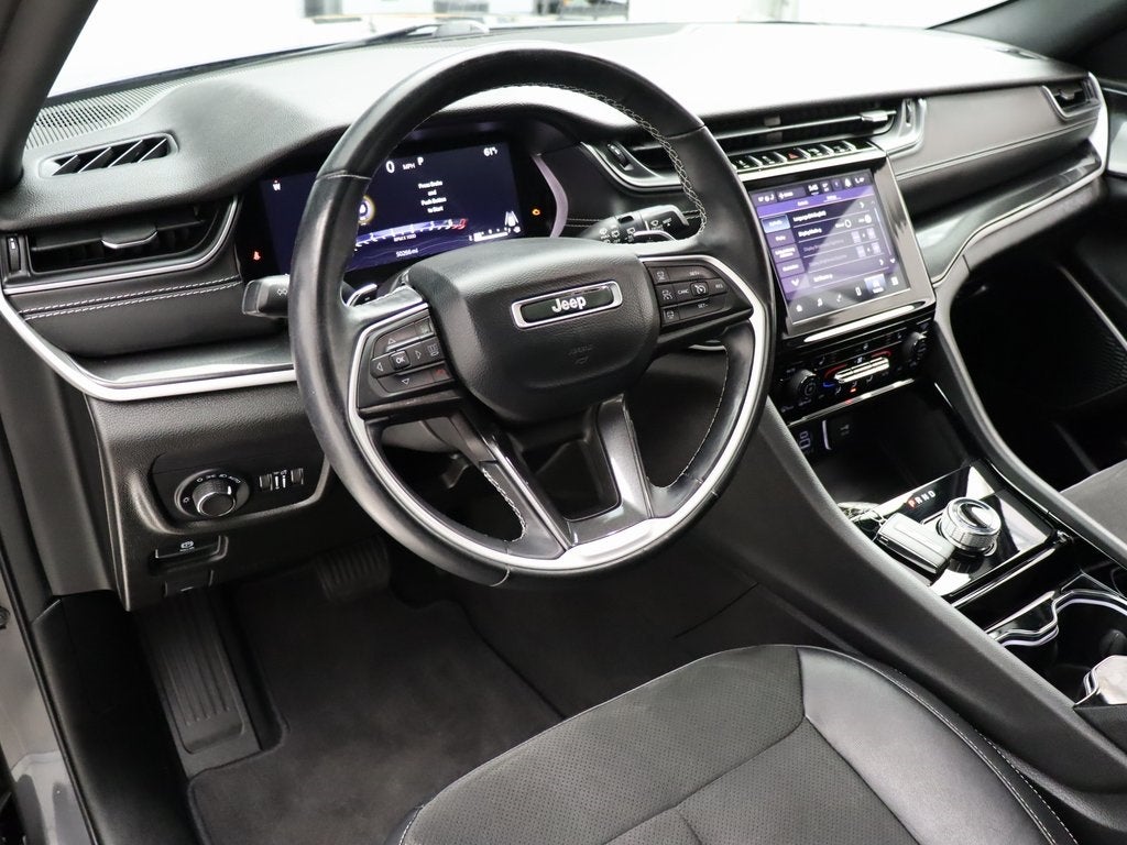 2022 Jeep Grand Cherokee Altitude 4WD