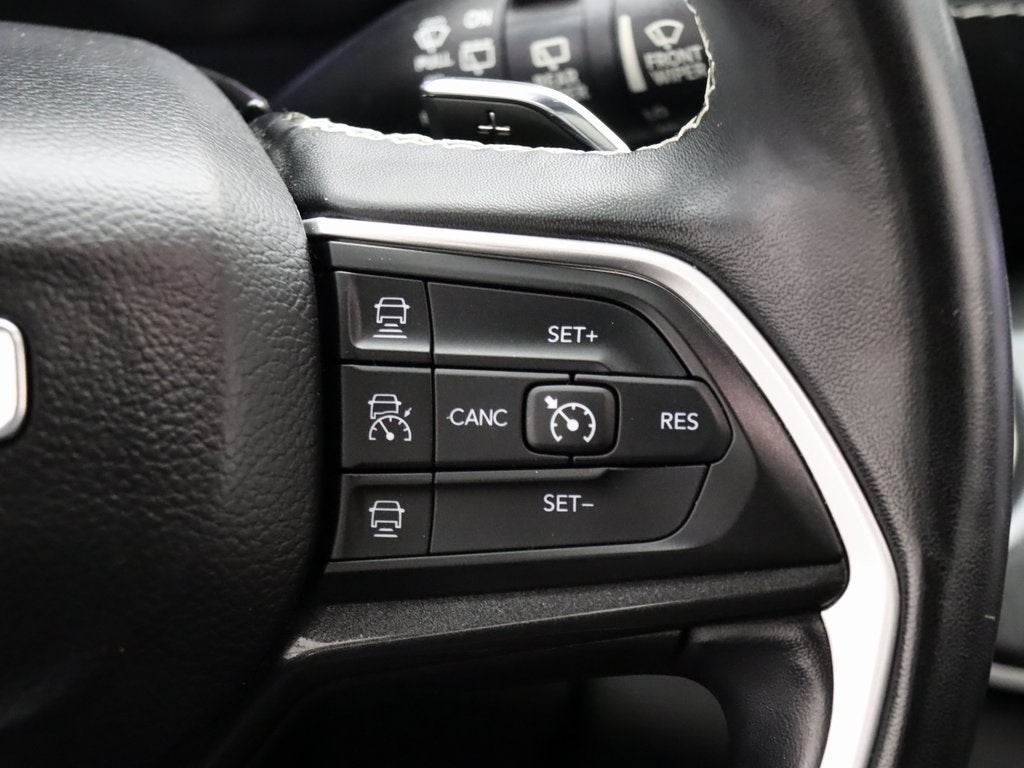 2022 Jeep Grand Cherokee Altitude 4WD