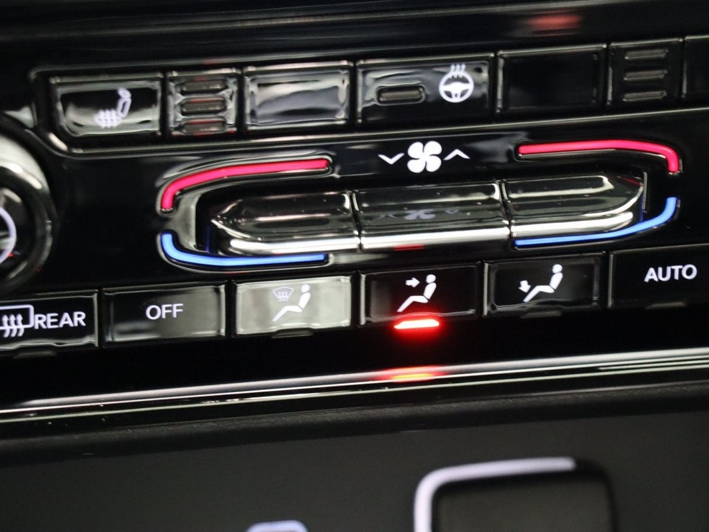 2022 Jeep Grand Cherokee Altitude 4WD