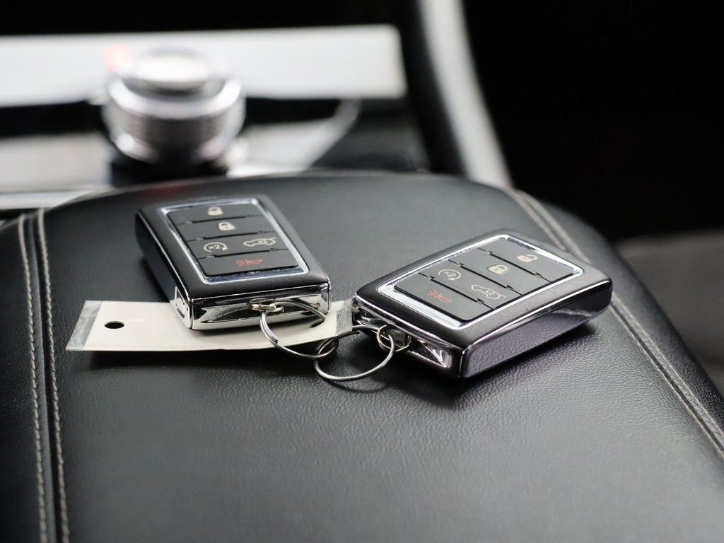 2022 Jeep Grand Cherokee Altitude 4WD