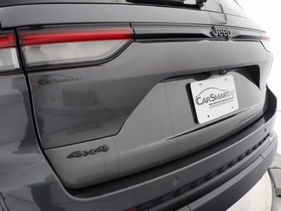 2022 Jeep Grand Cherokee Altitude 4WD