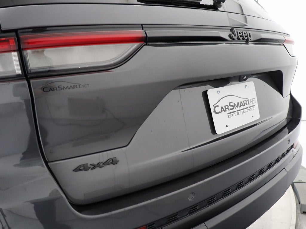 2022 Jeep Grand Cherokee Altitude 4WD