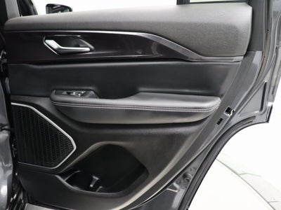 2022 Jeep Grand Cherokee Altitude 4WD