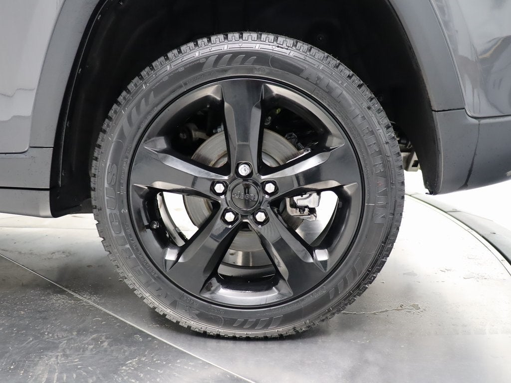 2022 Jeep Grand Cherokee Altitude 4WD