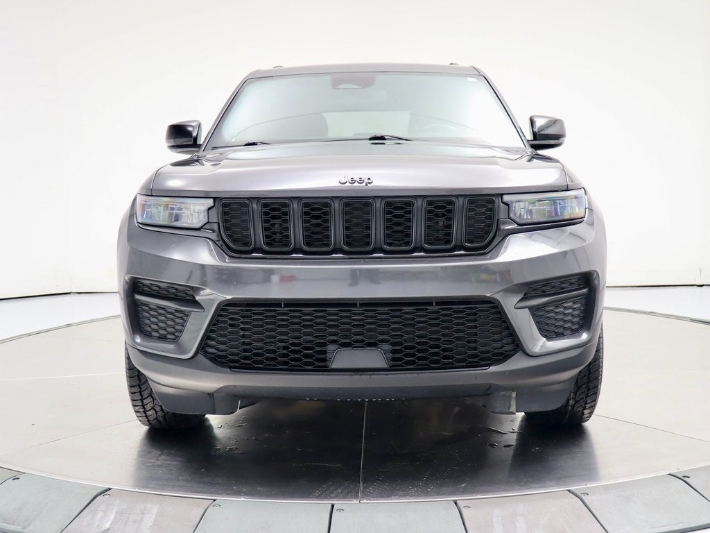 2022 Jeep Grand Cherokee Altitude 4WD