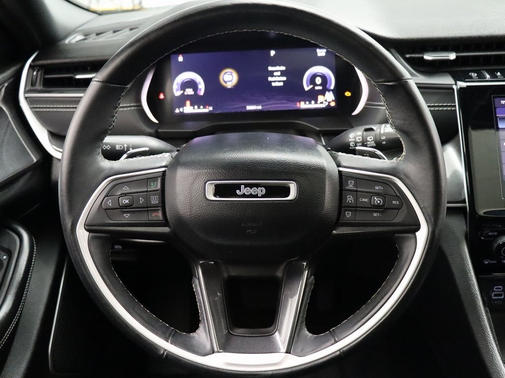 2022 Jeep Grand Cherokee Altitude 4WD