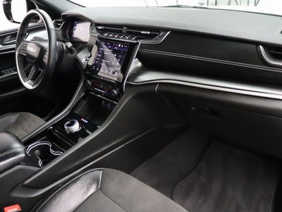 2022 Jeep Grand Cherokee Altitude 4WD