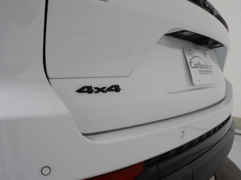 2022 Jeep Grand Cherokee Altitude 4WD