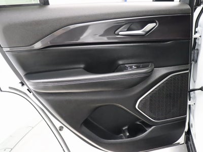 2022 Jeep Grand Cherokee Altitude 4WD