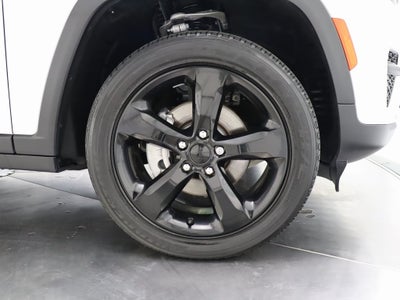 2022 Jeep Grand Cherokee Altitude 4WD