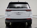 2022 Jeep Grand Cherokee Altitude 4WD