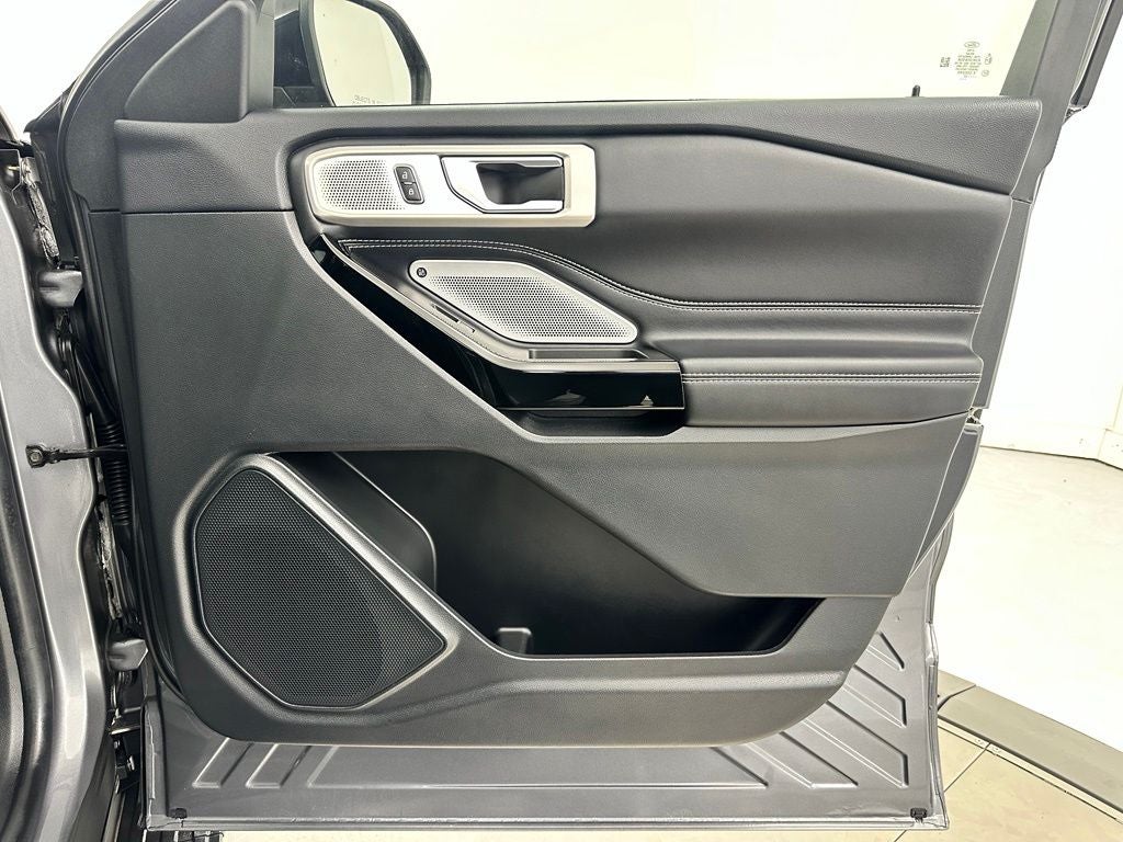 2022 Ford Explorer ST 4WD Navigation