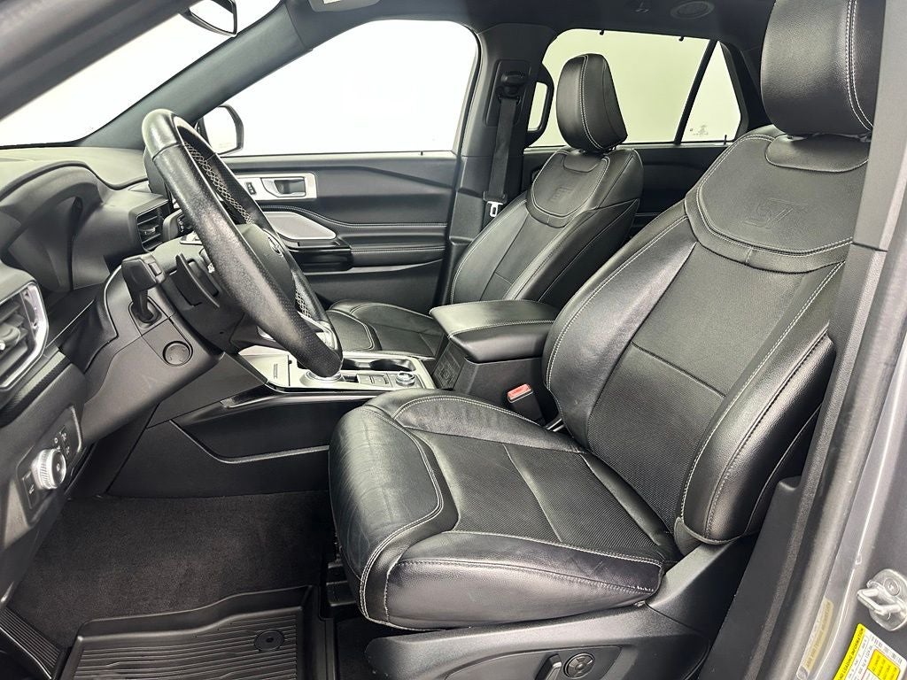 2022 Ford Explorer ST 4WD Navigation
