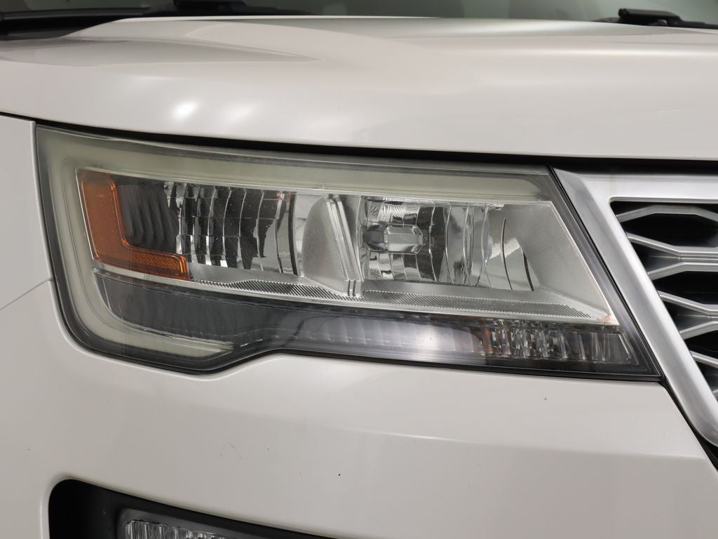 2017 Ford Explorer Platinum 4WD Navigation