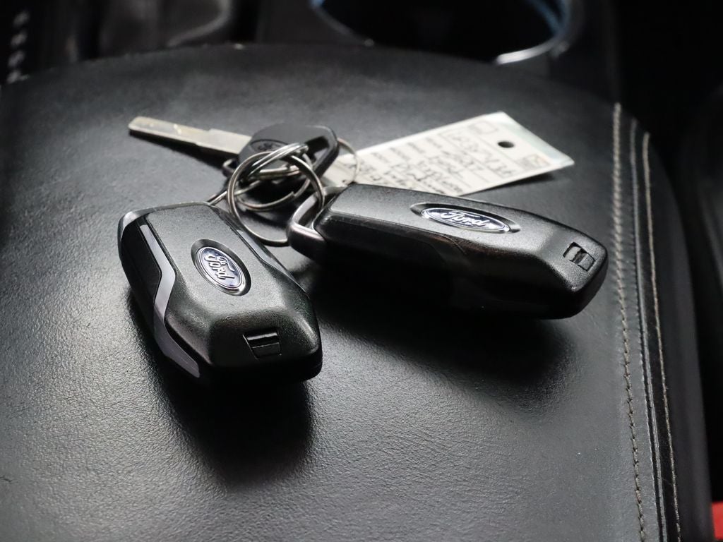 2017 Ford Explorer Platinum 4WD Navigation