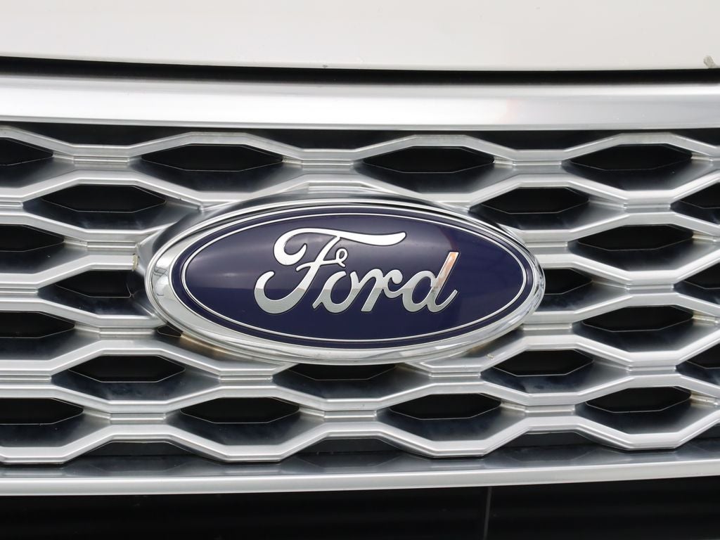 2017 Ford Explorer Platinum 4WD Navigation