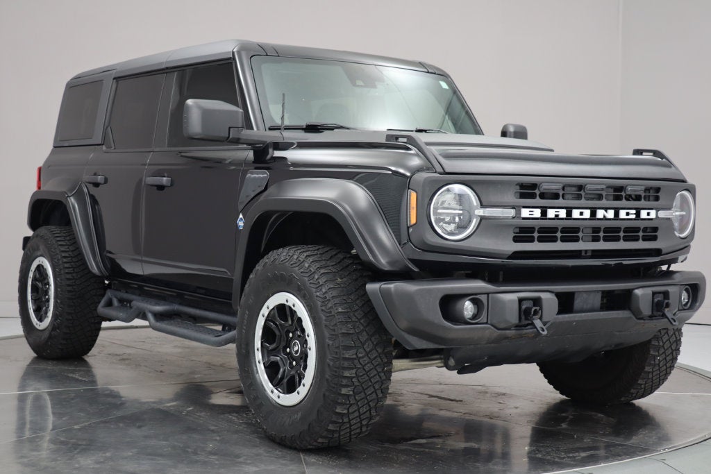 2023 Ford Bronco Black Diamond 4WD
