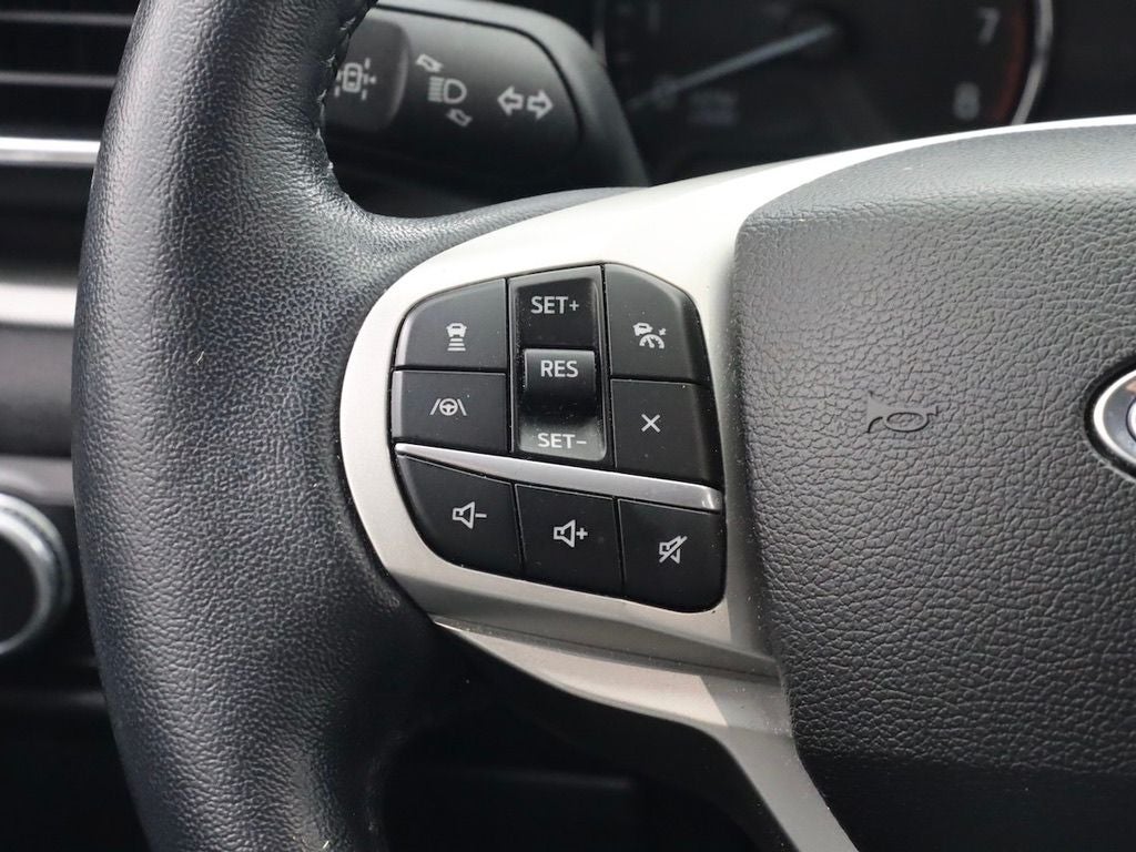 2022 Ford Explorer XLT Sport 4WD Navigation