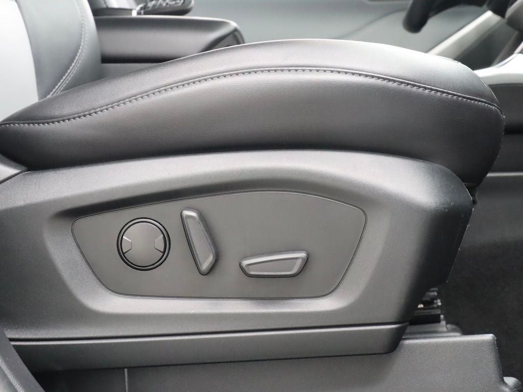 2022 Ford Explorer XLT Sport 4WD Navigation