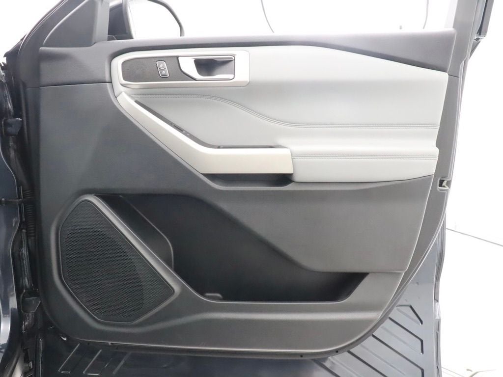 2022 Ford Explorer XLT Sport 4WD Navigation