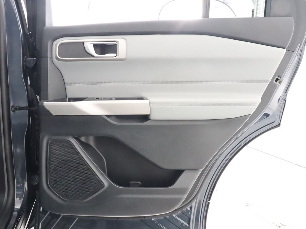 2022 Ford Explorer XLT Sport 4WD Navigation