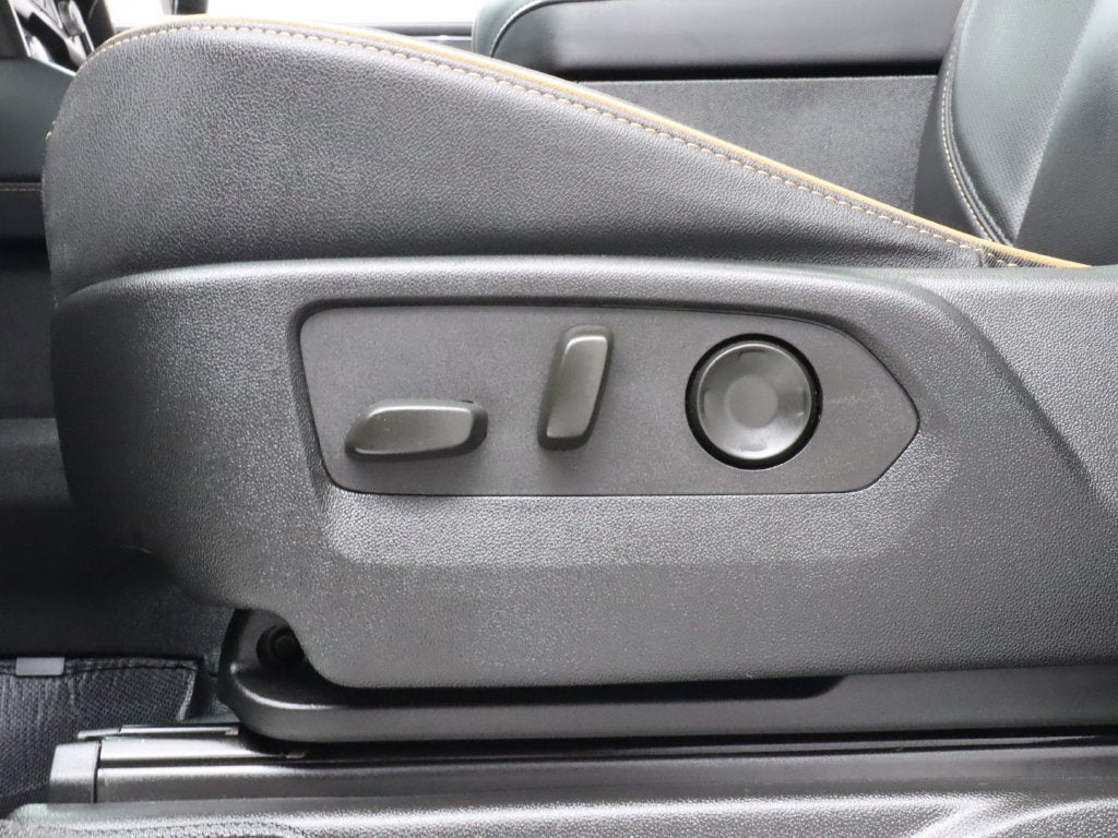 2024 GMC Yukon AT4 4WD Navigation