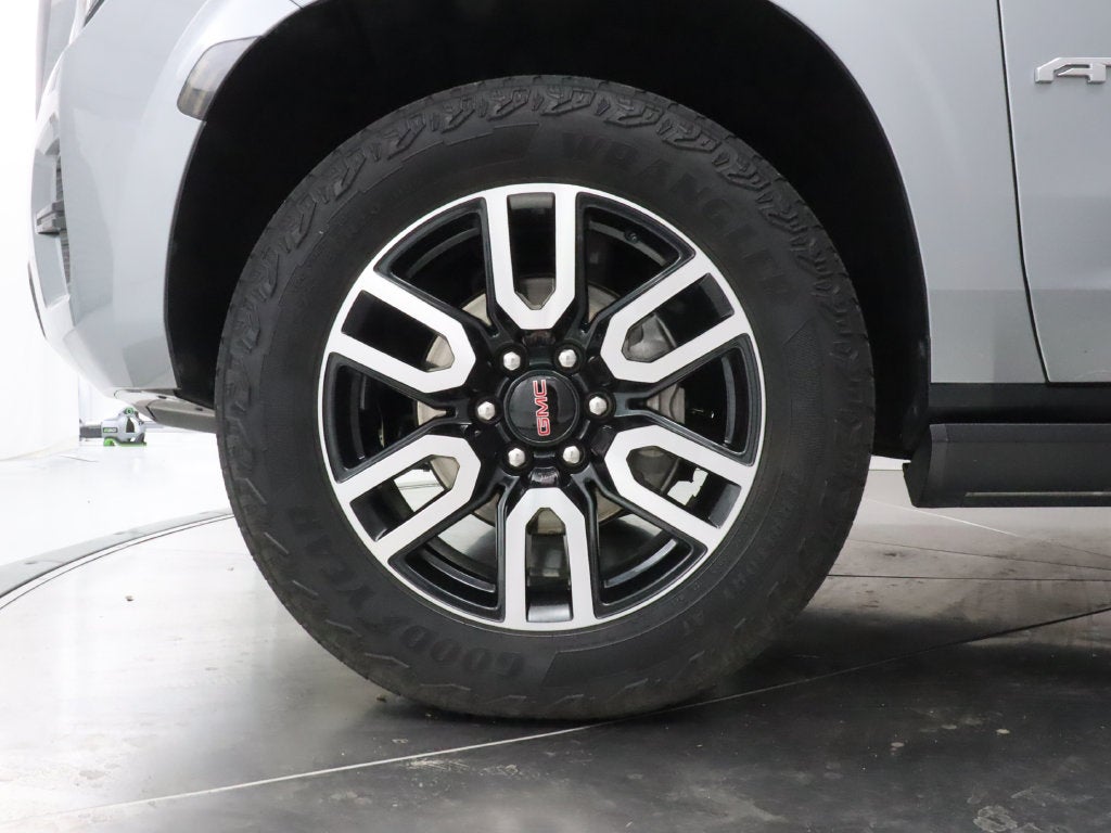 2024 GMC Yukon AT4 4WD Navigation