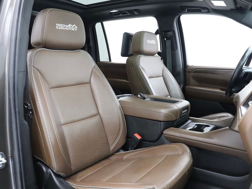2021 Chevrolet Suburban High Country 4WD Navigation