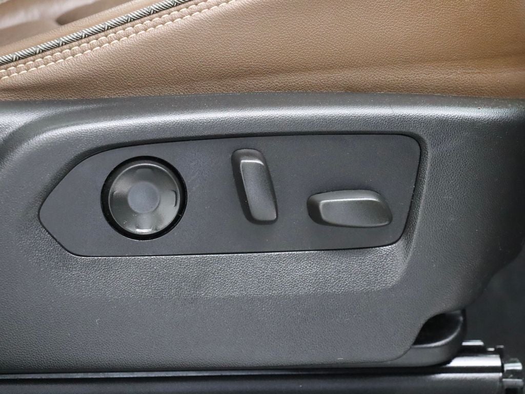 2021 Chevrolet Suburban High Country 4WD Navigation