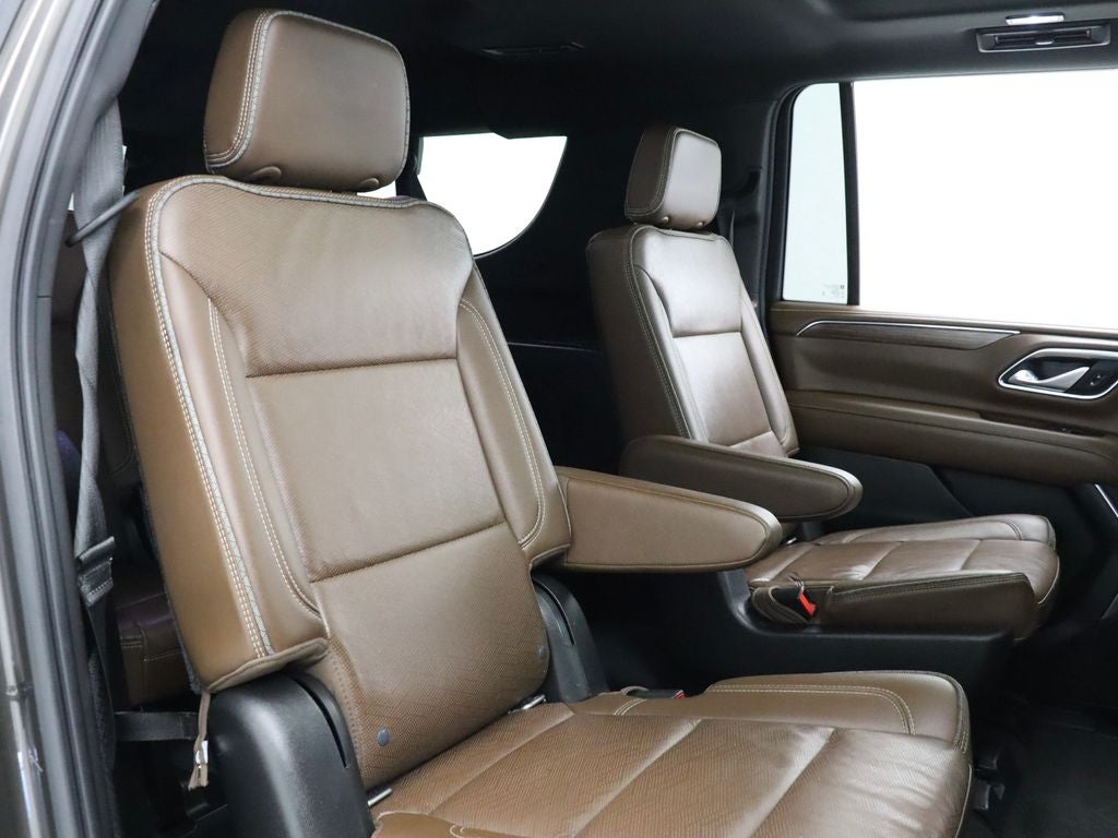 2021 Chevrolet Suburban High Country 4WD Navigation