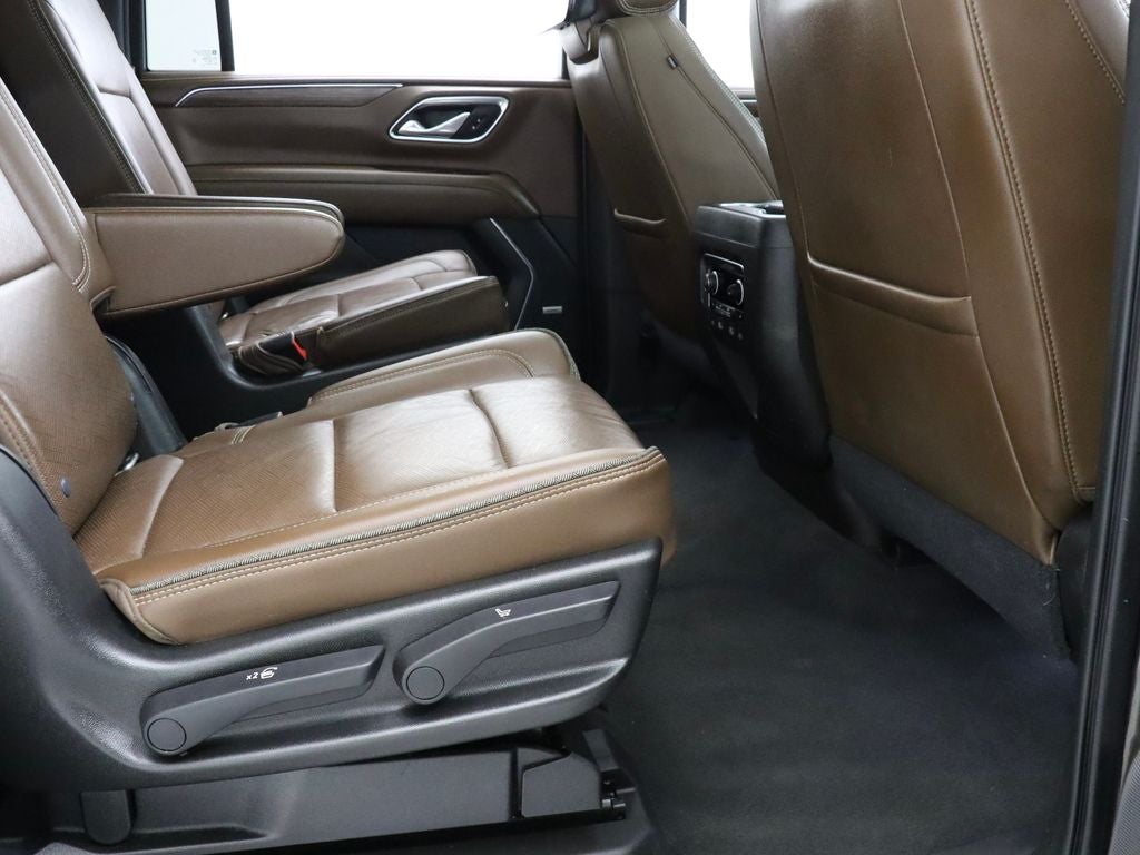 2021 Chevrolet Suburban High Country 4WD Navigation