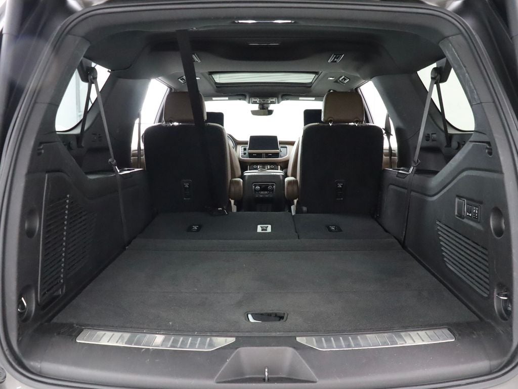 2021 Chevrolet Suburban High Country 4WD Navigation