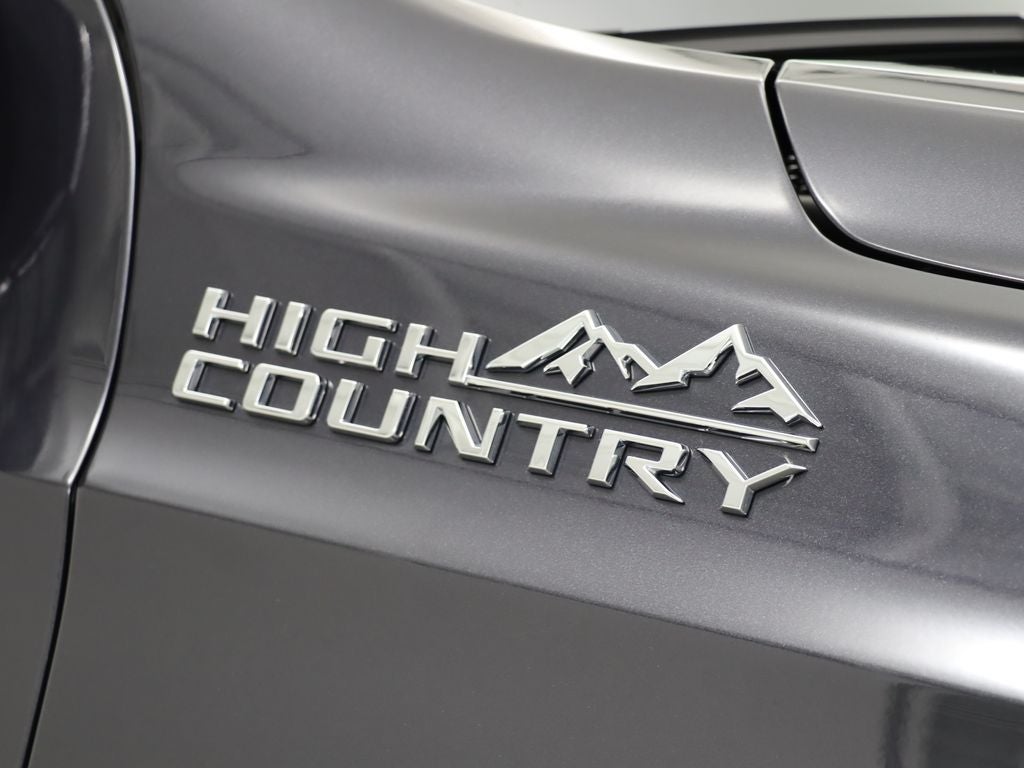 2023 Chevrolet Suburban High Country 4WD 3LZ