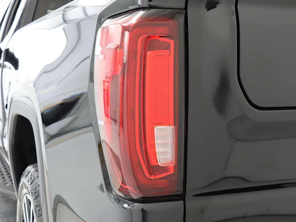 2023 GMC Sierra 1500 AT4 4WD Navigation