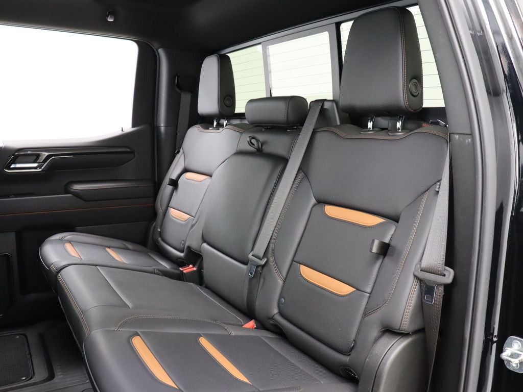 2023 GMC Sierra 1500 AT4 4WD Navigation