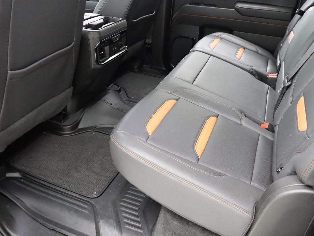 2023 GMC Sierra 1500 AT4 4WD Navigation