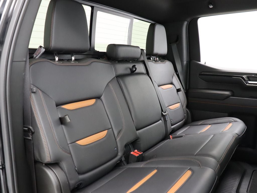 2023 GMC Sierra 1500 AT4 4WD Navigation