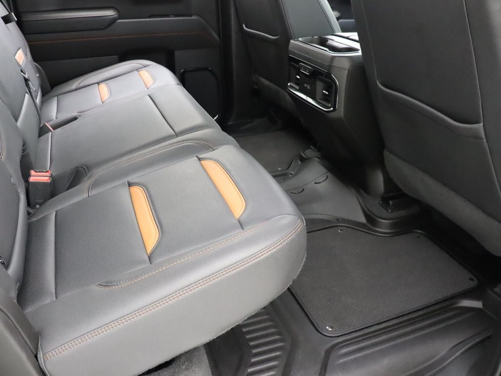 2023 GMC Sierra 1500 AT4 4WD Navigation