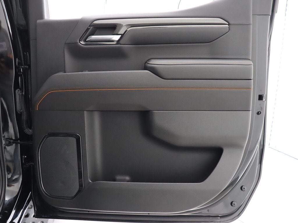 2023 GMC Sierra 1500 AT4 4WD Navigation