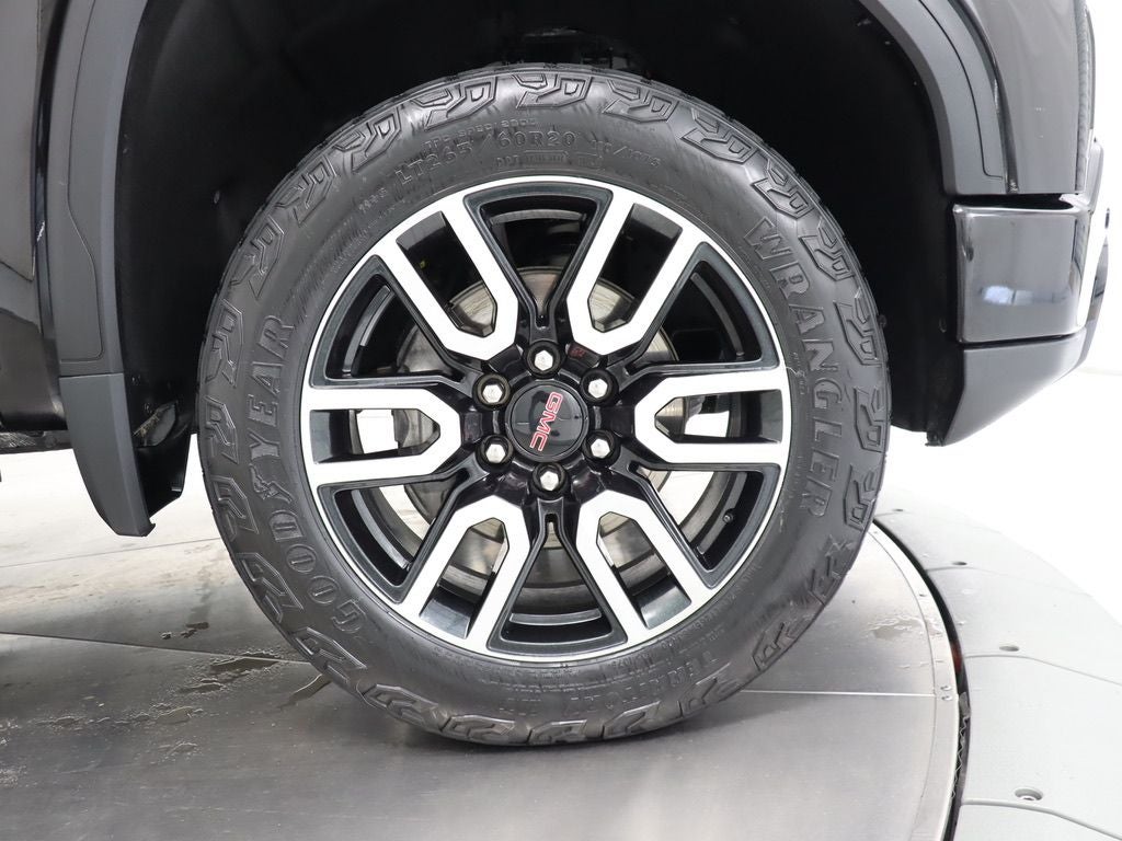 2023 GMC Sierra 1500 AT4 4WD Navigation