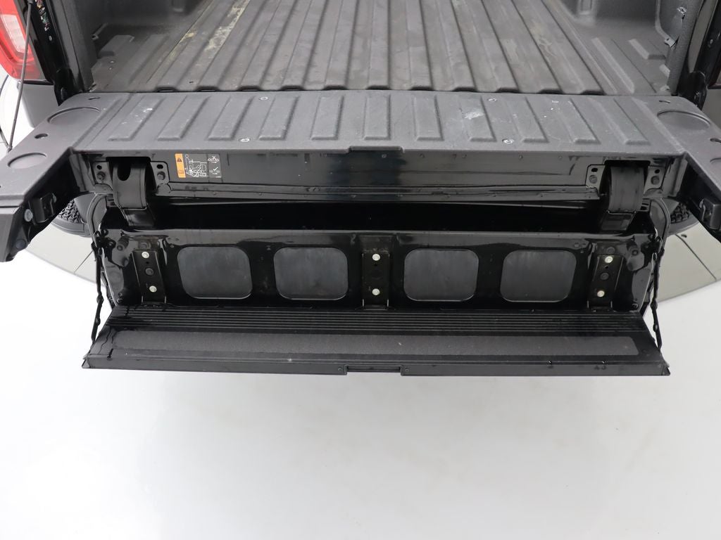 2023 GMC Sierra 1500 AT4 4WD Navigation