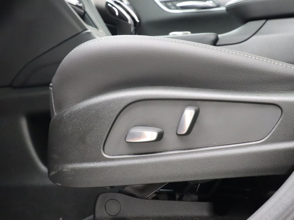 2024 Cadillac XT6 Luxury AWD