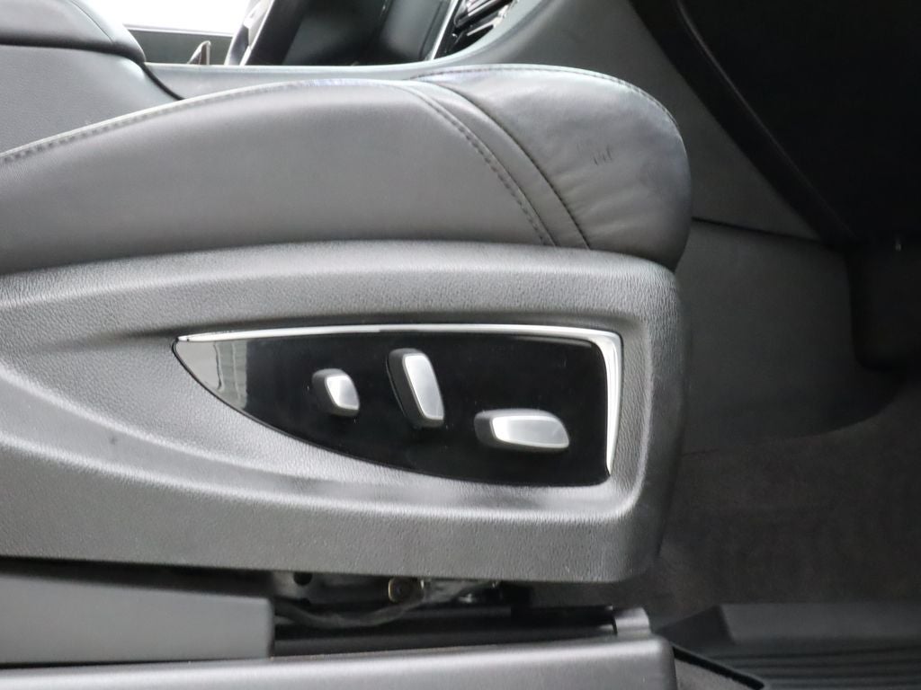 2020 Cadillac Escalade Luxury Navigation
