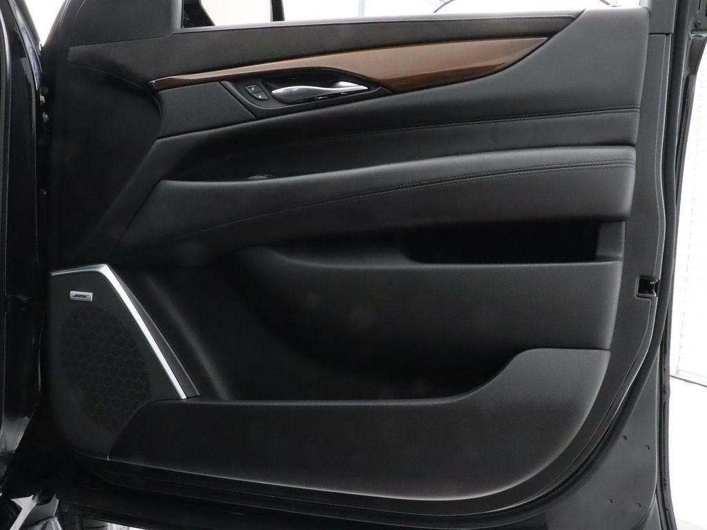 2020 Cadillac Escalade Luxury Navigation