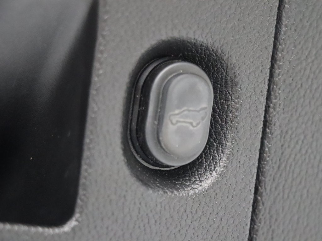 2020 Cadillac Escalade ESV Premium Luxury 4WD