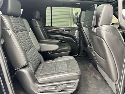 2022 Cadillac Escalade ESV Sport Platinum 4WD Navigation