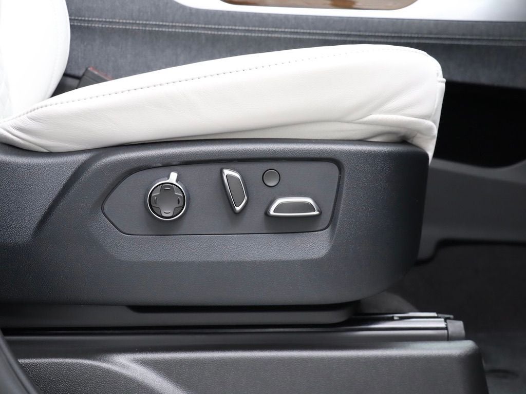 2026 Cadillac Escalade Platinum Sport 4WD Executive Pkg